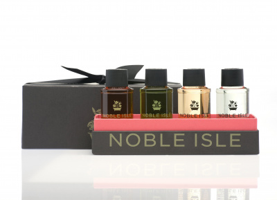 Подарунковий набір: Noble Isle Fragrance Sampler серія гелів для душу 4х30мл